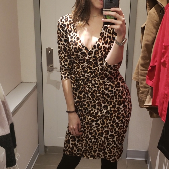 LEOPARD PRINT WRAP DRESS - Picture 2 of 2
